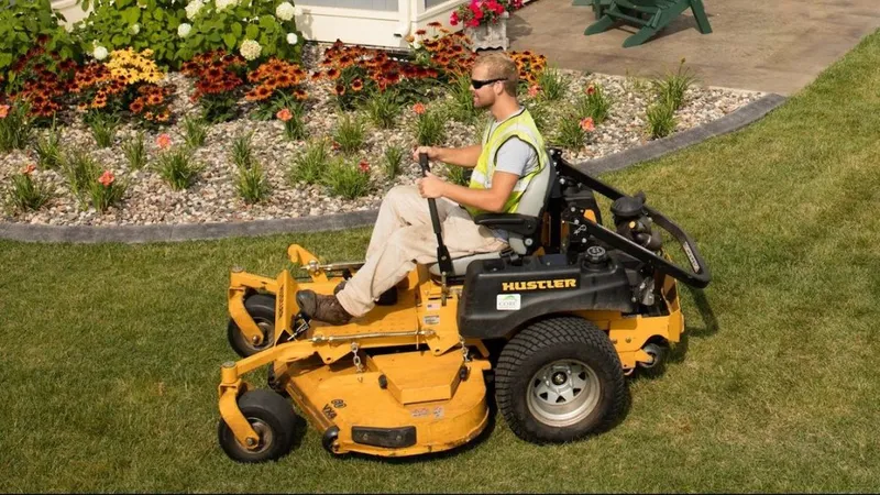 How To: How to Store Your Lawnmower in Winter
